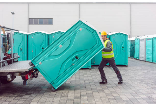Best Porta potty delivery and setup  in Davenport, FL